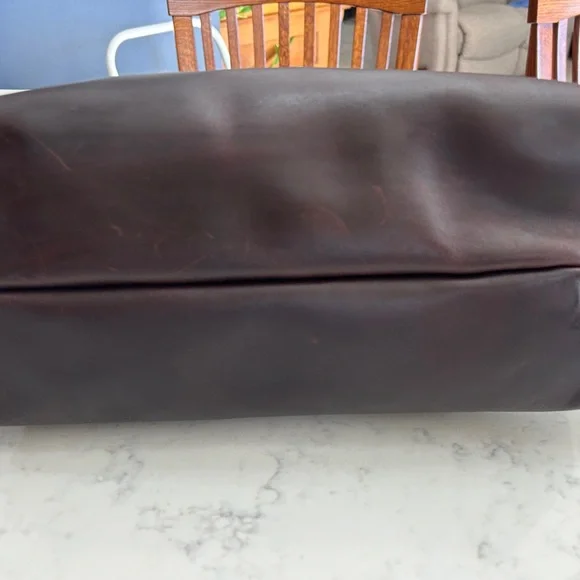 Portland Leather Oversized Zipper tote and mini envelope wallet - Picture 3 of 16